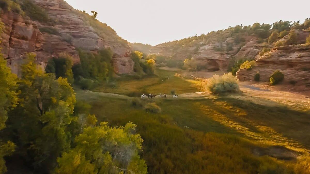 Mount Carmel Motel Near Zion National Park Маунт Кармел Екстериор снимка